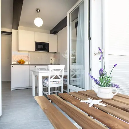 Brand New Apartments Viktorija Just 250M From The Beach! Krk Town Exterior photo