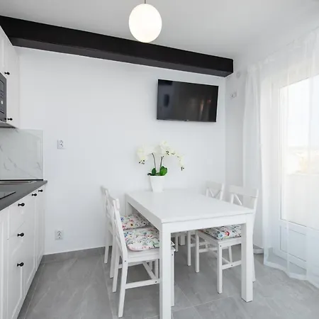 Brand New Apartments Viktorija Just 250M From The Beach! Krk Town Exterior photo