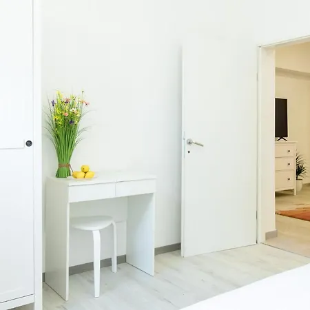 Brand New Apartments Viktorija Just 250M From The Beach! Krk Town Exterior photo