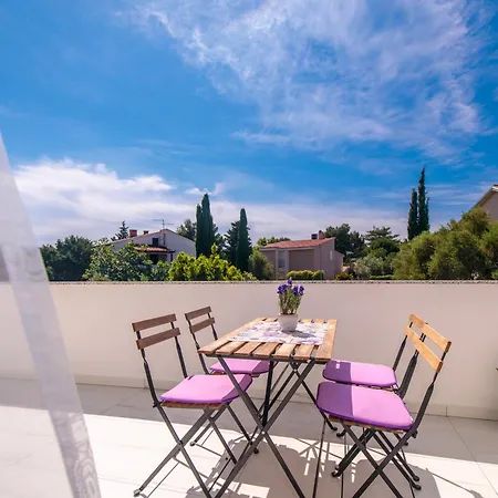 Brand New Apartments Viktorija Just 250M From The Beach! Krk Town Exterior photo
